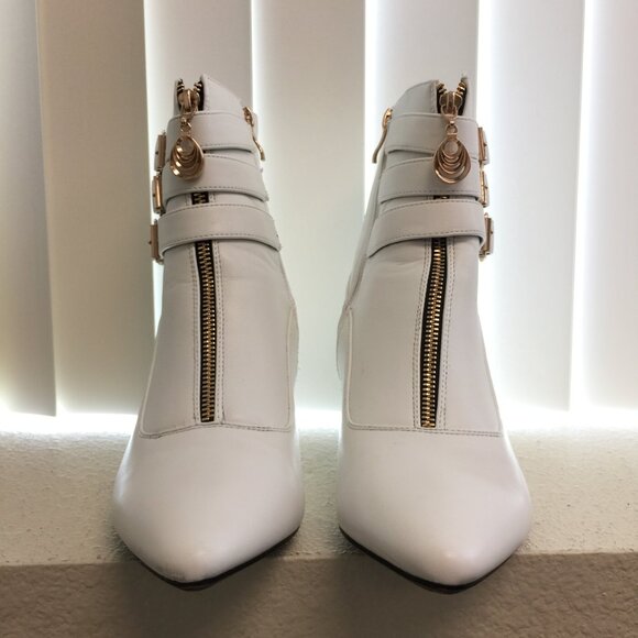 PRE LOVED - IDIFU Womens Toe Buckle Strap Ankle Booties in WHT/11- SH306 - Picture 2 of 9